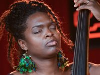 Jazzbassistin Mimi Jones : 16. Salzburger Jazzherbst, Jazzkonzert, Jones, Koenigsbild, Königsbild, Mimi, Salzburg, Saxophonistin, Stiegl Brauwelt, Stiegls Brauwelt, xBeste1, xMusik